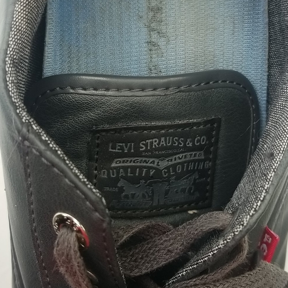 Shoes - Picture 2 of 3